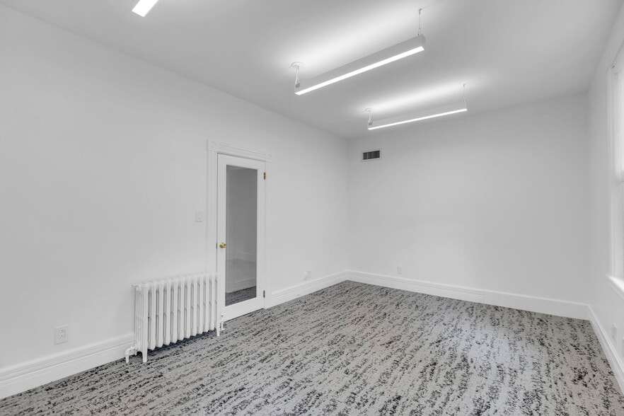 More Photos Of , Hartford Office For Sale