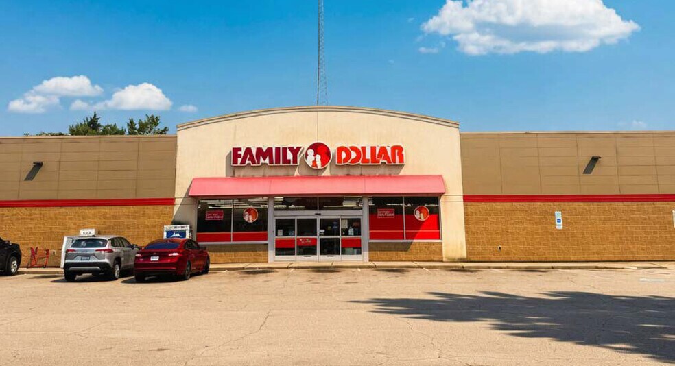 Primary Photo Of 8052 NC 39 Hwy S, Henderson Freestanding For Sale