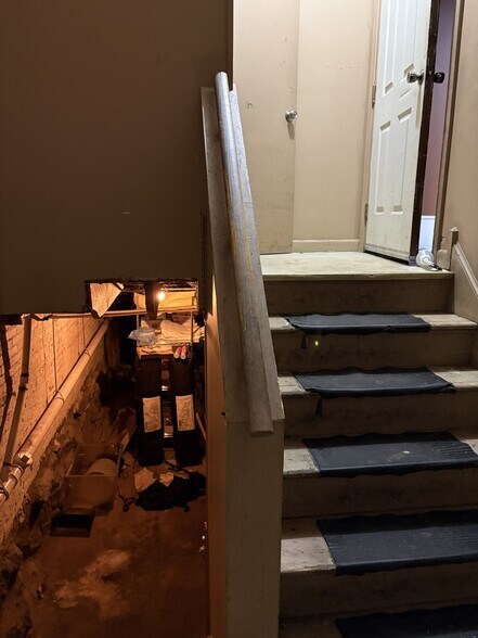 More Photos Of 968 Elm St, Manchester Storefront For Lease