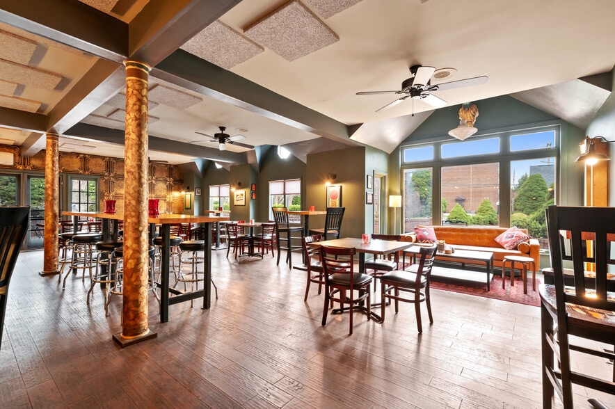 More Photos Of 181 E Brown St, Blairsville Restaurant For Sale