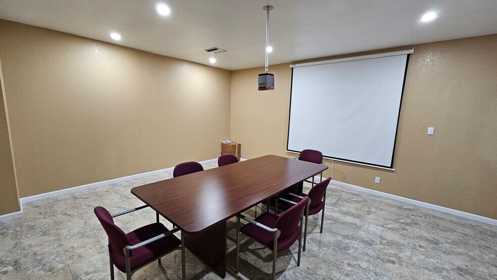 More Photos Of 1029-1045 N El Dorado St, Stockton Office For Sale