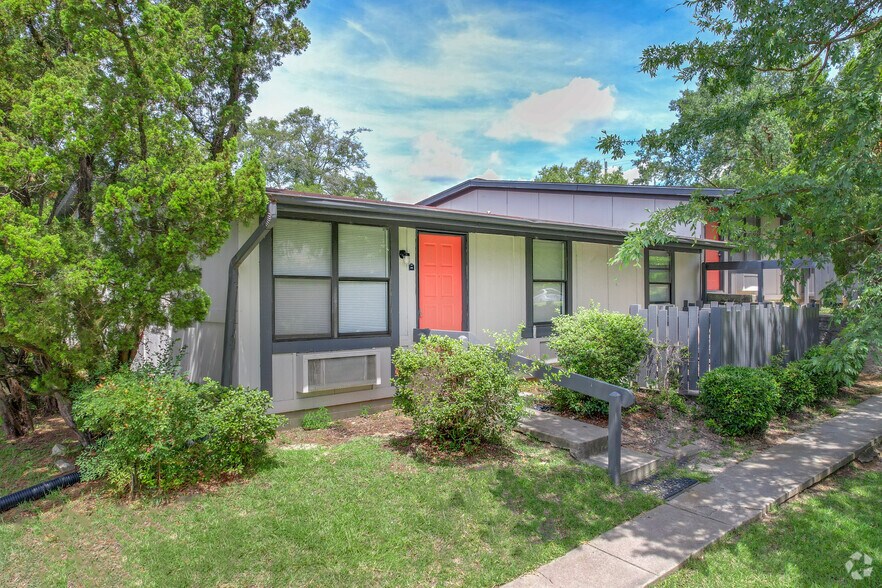 More Photos Of 300 Jones Mill Rd, Statesboro Apartments For Sale