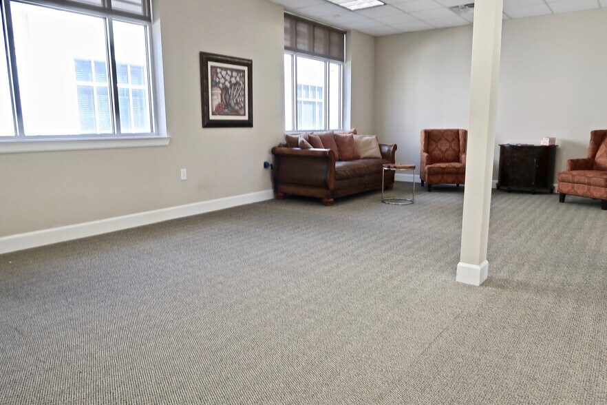 More Photos Of 440 Cobia Dr, Katy Medical For Lease