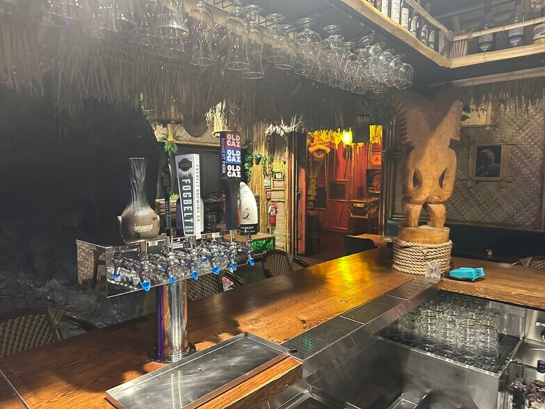 More Photos Of 132 Keller St, Petaluma Restaurant For Sale