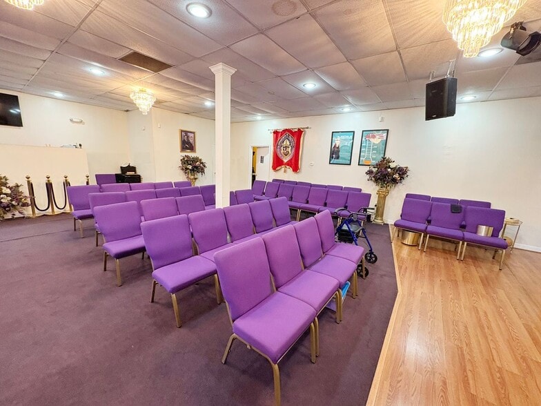 More Photos Of 97 Yost Pl, Capitol Heights Fast Food For Sale