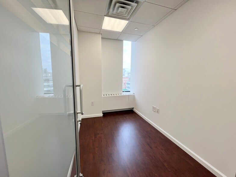More Photos Of 139-149 Centre St, New York Medical For Sale