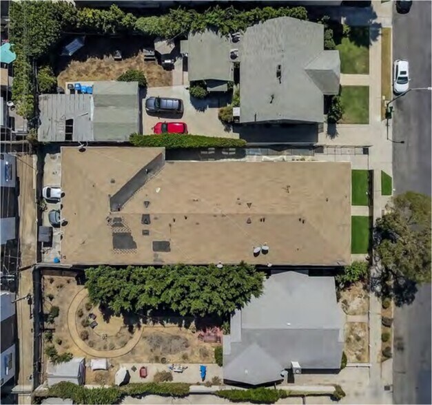 More Photos Of 1026 N Hudson Ave, Los Angeles Apartments For Sale