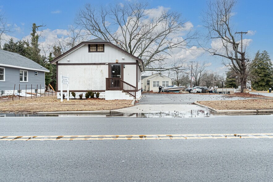 More Photos Of 1001 New Rd, Northfield Office For Sale