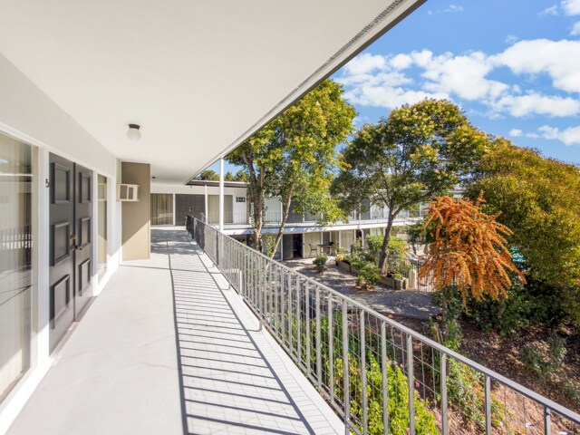 More Photos Of 950 Mountain View Dr, Lafayette Apartments For Sale