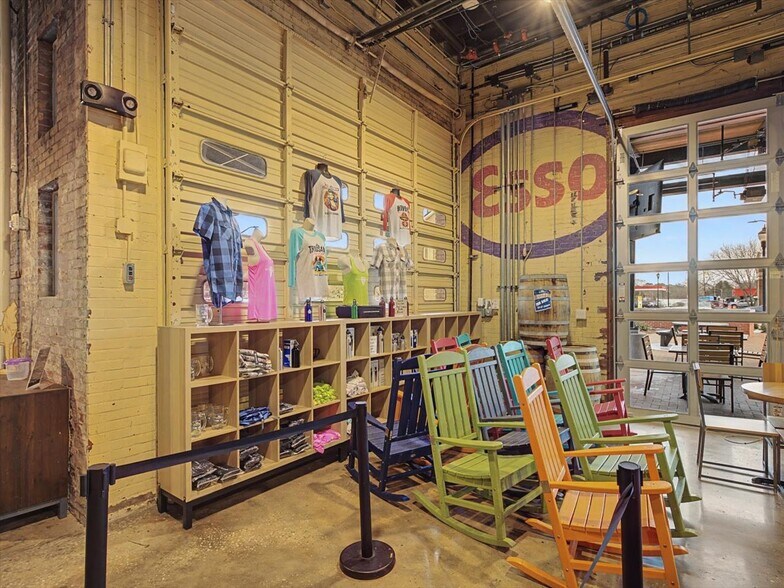 More Photos Of 39 West St, Pittsboro Restaurant For Lease