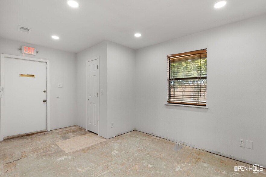 More Photos Of 1317 East St, Graham Medical For Sale