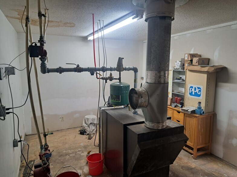 More Photos Of 4602 N US Highway 63, West Plains Flex For Sale