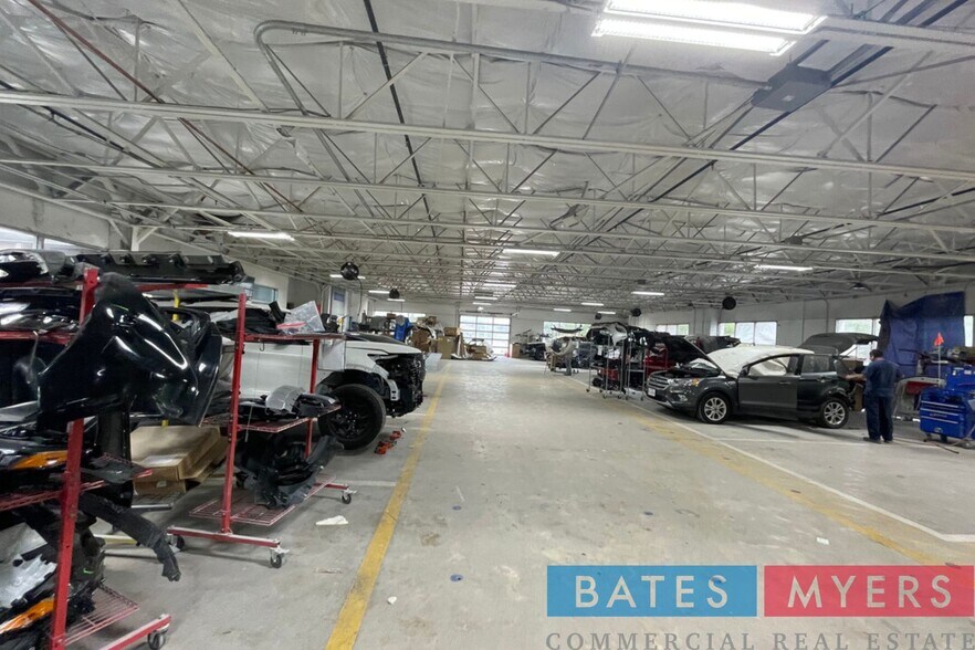 More Photos Of 8730 King George Dr, Dallas Service For Sale