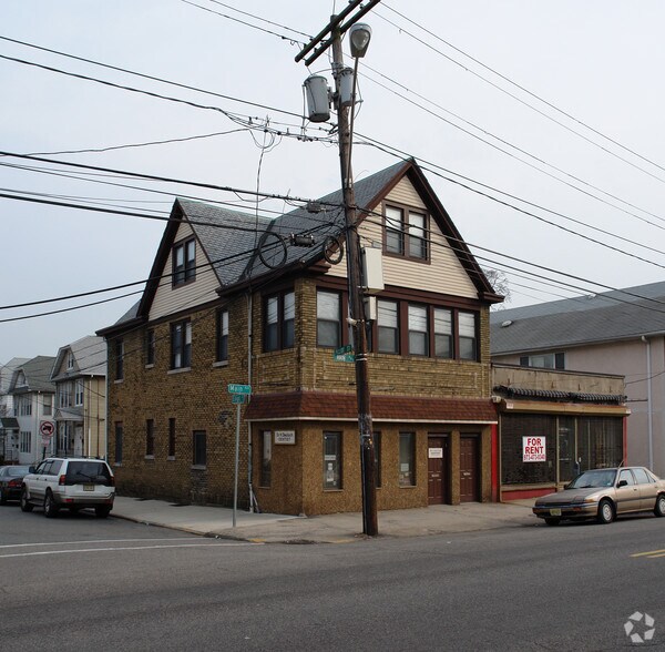 More Photos Of 170 Main Ave, Passaic General Retail For Sale