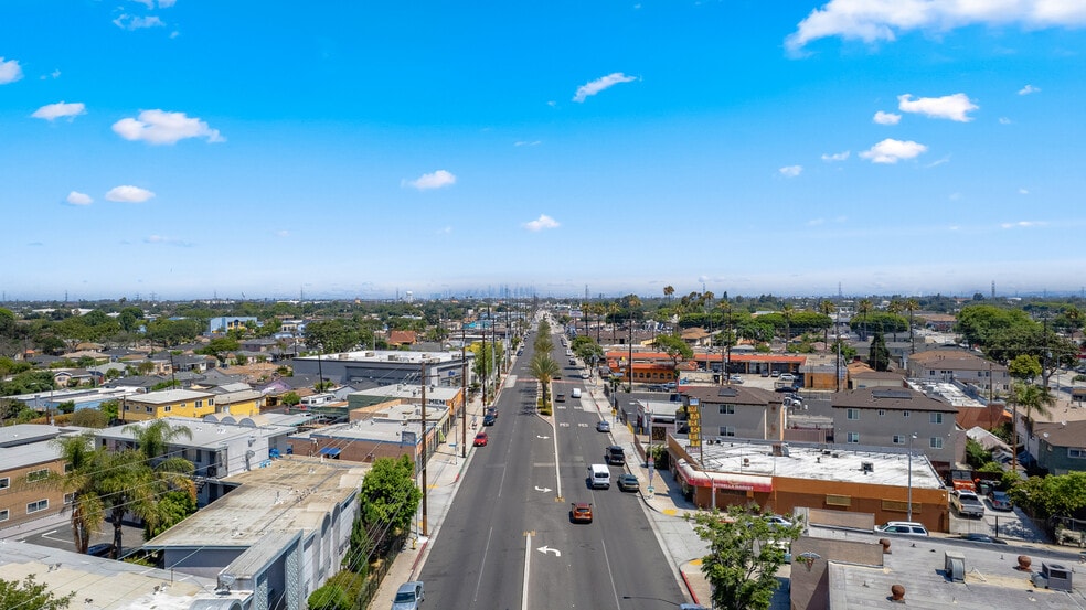 More Photos Of 10236 Long Beach Blvd, Lynwood Supermarket For Sale