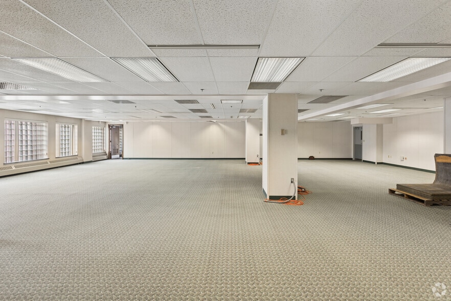 More Photos Of 319 Washington St, Johnstown Office For Sale