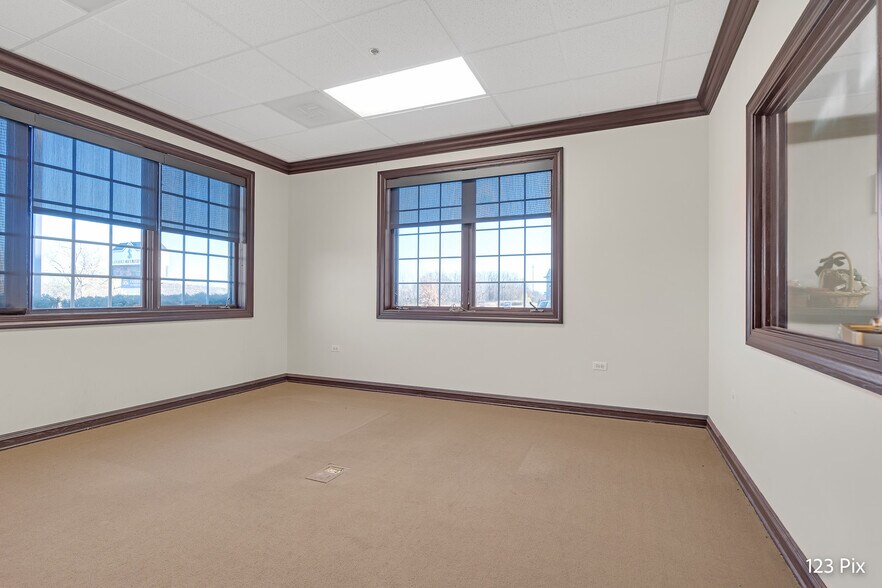 More Photos Of 41412 N Route 83, Antioch Office For Sale