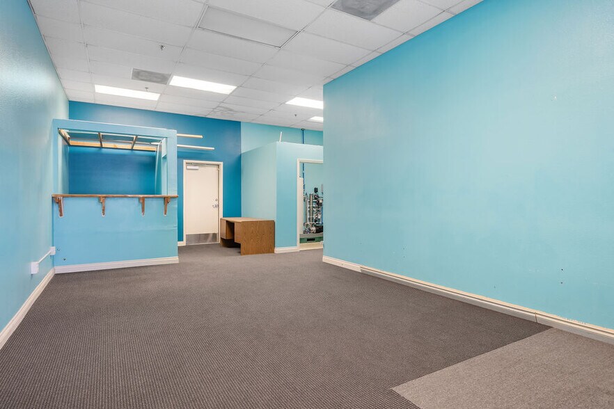 More Photos Of 1461-1475 Creston Rd, Paso Robles Unknown For Lease