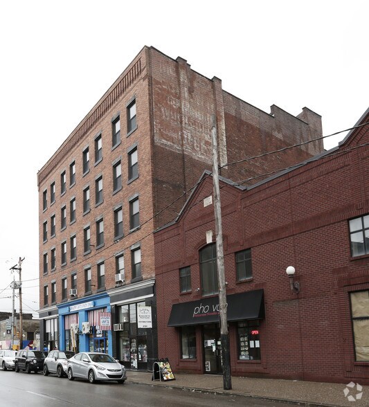 More Photos Of 2124 Penn Ave, Pittsburgh Office For Lease