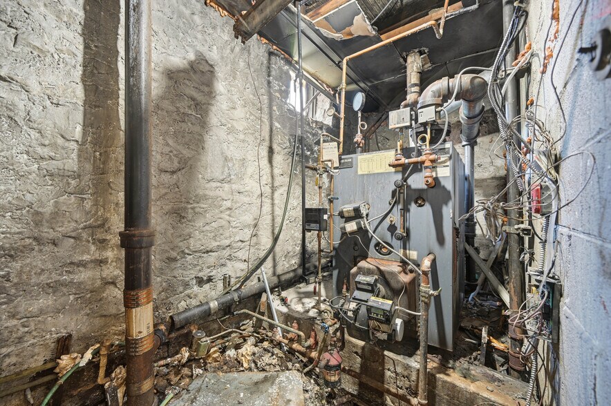 More Photos Of 4 Convent Ave, Yonkers Apartments For Sale