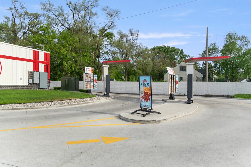 More Photos Of 18303 Joy Rd, Detroit Fast Food For Sale