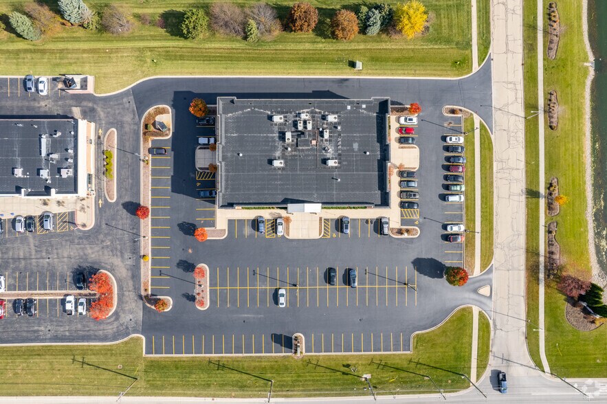 More Photos Of 16151 Weber Rd, Joliet Medical For Lease