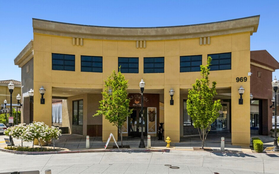 More Photos Of 969 Story Rd, San Jose General Retail For Sale