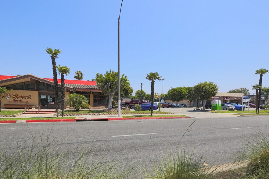 More Photos Of 605-619 W Manchester Blvd, Inglewood Unknown For Lease