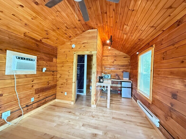 More Photos Of 984 Waterloo Geneva Rd, Waterloo Town Trailer Camper Park For Sale