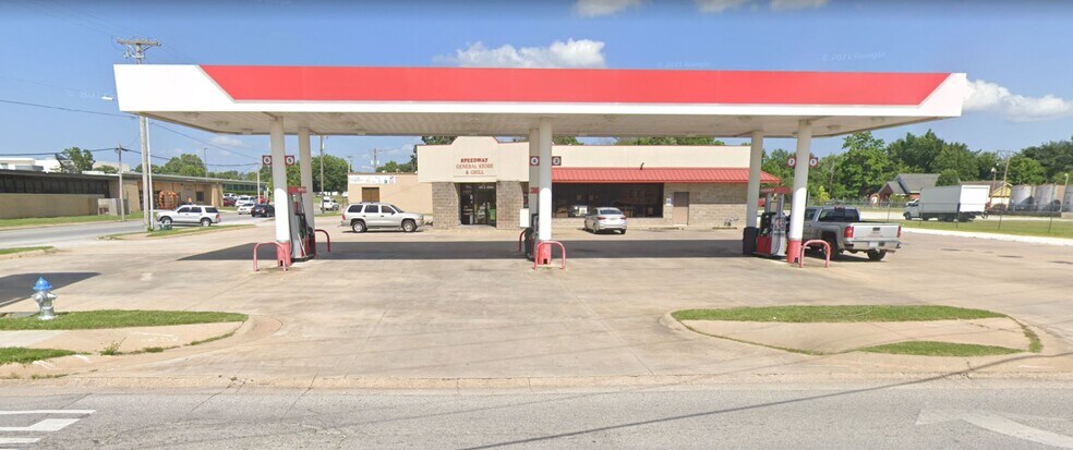 Primary Photo Of 601-605 E Emma Ave, Springdale Convenience Store For Sale