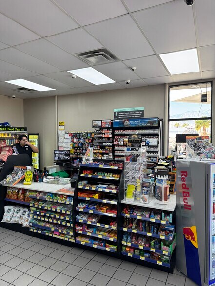 More Photos Of 72275 Ramon Rd, Thousand Palms Service Station For Sale