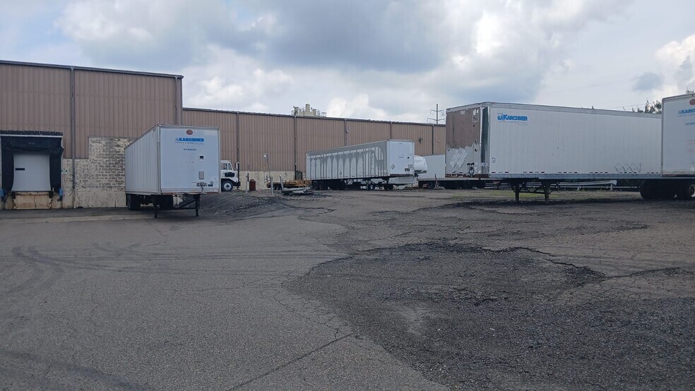 More Photos Of 502 Forest Rd, Hazleton Manufacturing For Lease