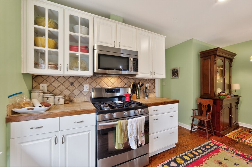 More Photos Of 827 Pinetree Dr, Decatur Apartments For Sale