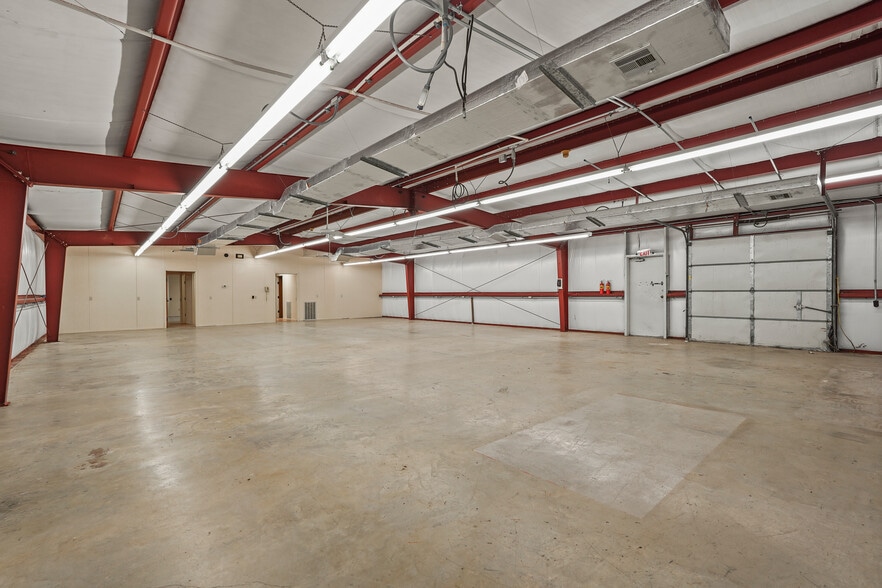 More Photos Of 4631 11th st, Brookshire Warehouse For Sale