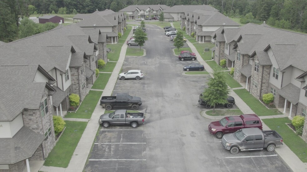 Primary Photo Of 2500 Ridgeland Cir, Pocahontas Apartments For Sale