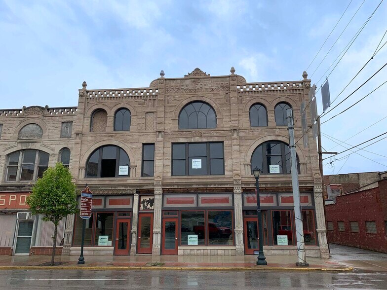 Primary Photo Of 231-237 S Wabash St, Wabash Storefront Retail Office For Sale
