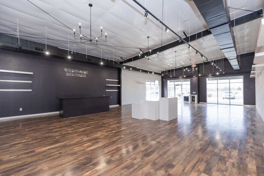 More Photos Of 5215 S Coulter, Suite 400, Amarillo Storefront For Lease