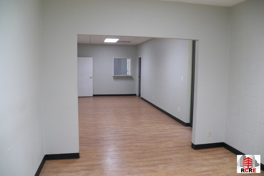 More Photos Of 225 E Airport Dr, San Bernardino Medical For Lease