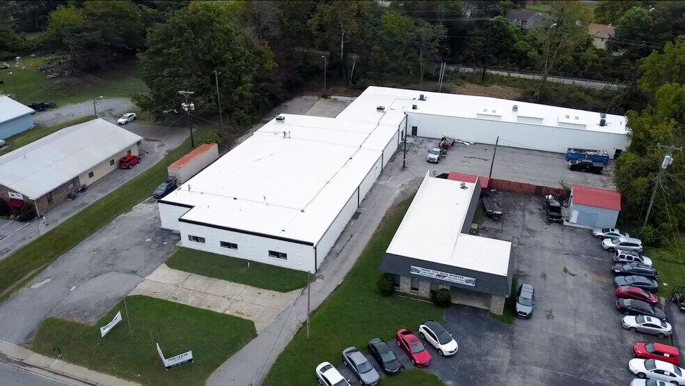 More Photos Of 1409 Robinson Rd, Old Hickory Service For Lease