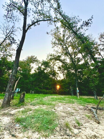 More Photos Of 20 County Road NW 1030, Mount Vernon Specialty For Sale