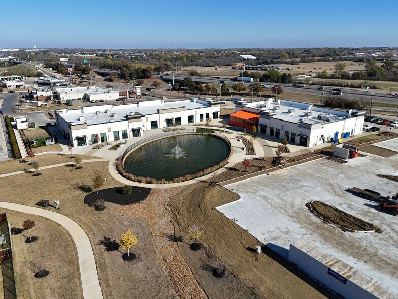 More Photos Of 355 Rodeo Center Blvd, Mesquite General Retail For Sale