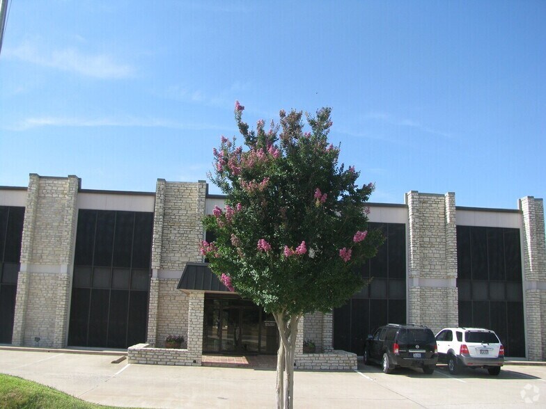 More Photos Of 6400 W FM 2147, Horseshoe Bay Office Residential For Sale