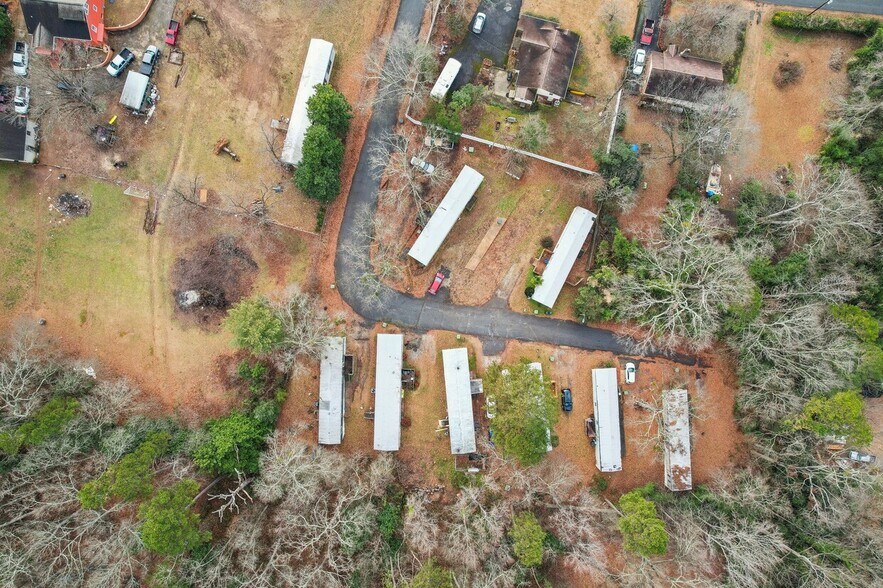 More Photos Of 136 Cain Cir, Spartanburg Manufactured Housing Mobile Home Park For Sale