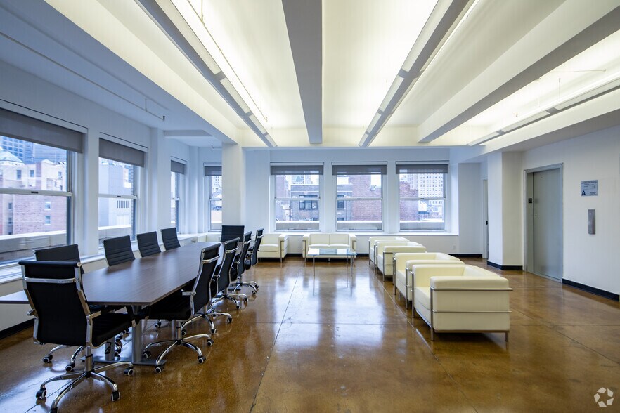 More Photos Of 589 Eighth Ave, New York Loft Creative Space For Lease
