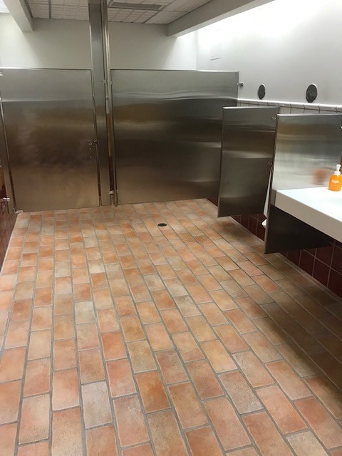 More Photos Of 700 E Broadway Blvd, Tucson Office For Sale