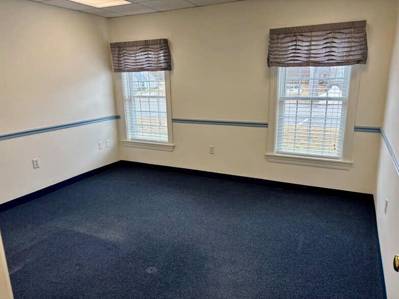More Photos Of 80 Washington St, Norwell Office For Lease