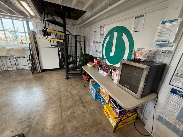 More Photos Of 3435 Cesar Chavez, San Francisco Office For Lease
