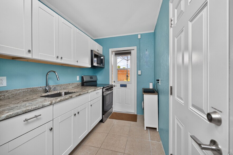 More Photos Of 1130 Gulf Blvd, Englewood Apartments For Sale