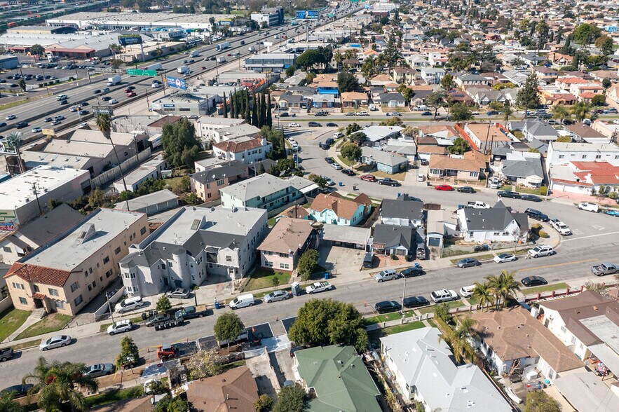 More Photos Of 1419 S Woods Ave, East Los Angeles Apartments For Sale