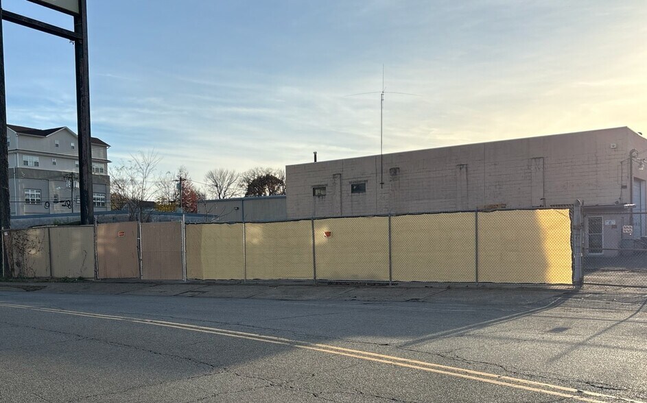 Primary Photo Of 241 Belmont Ave, Haledon Land For Lease